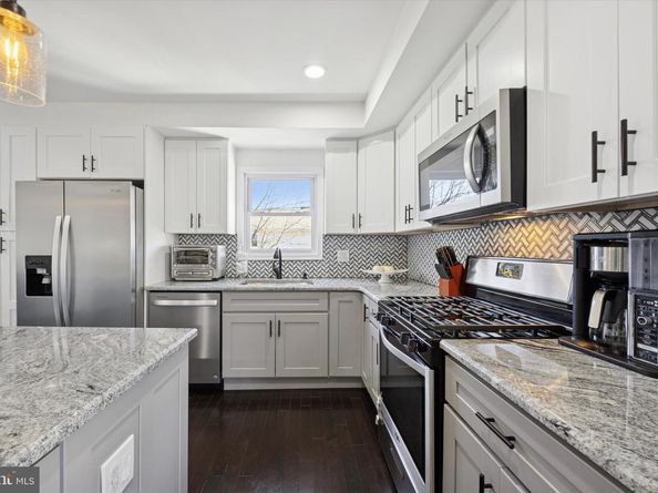 542 Shadeland Ave, Drexel Hill PA 19026