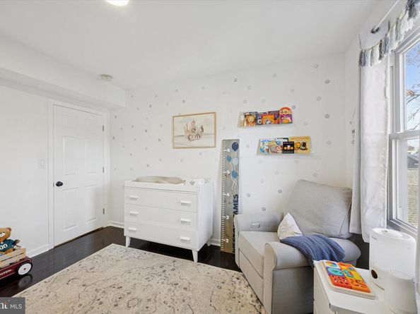 542 Shadeland Ave, Drexel Hill PA 19026