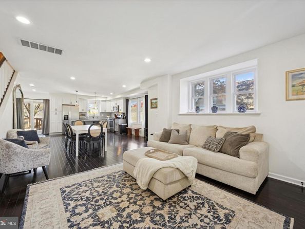 542 Shadeland Ave, Drexel Hill PA 19026