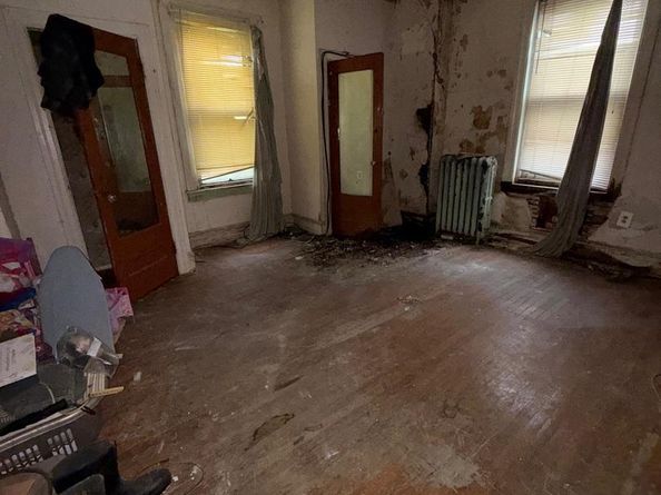 6211 Larchwood Avenue, Philadelphia PA 19143