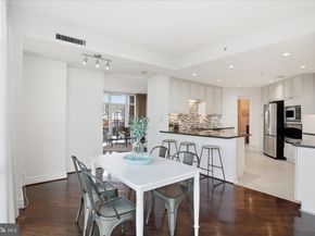 8220 Crestwood Heights Drive 807, Mclean VA 22102