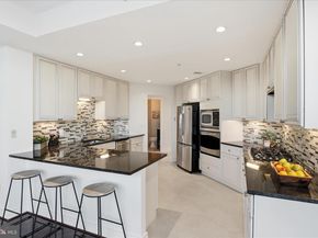 8220 Crestwood Heights Drive 807, Mclean VA 22102