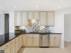 8220 Crestwood Heights Drive 807, Mclean VA 22102