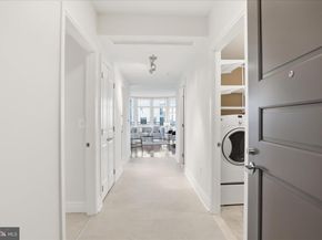 8220 Crestwood Heights Drive 807, Mclean VA 22102