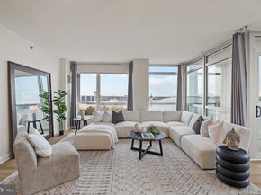 901 N Penn Street R901, Philadelphia PA 19123