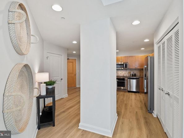 901 N Penn Street R901, Philadelphia PA 19123