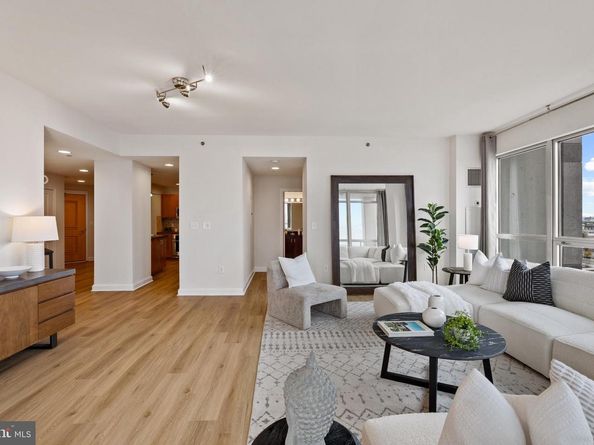 901 N Penn Street R901, Philadelphia PA 19123