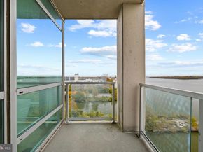 901 N Penn Street R901, Philadelphia PA 19123