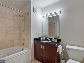 901 N Penn Street R901, Philadelphia PA 19123