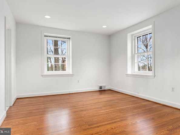 188 Abrahams Lane, Villanova PA 19085