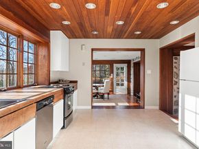 188 Abrahams Lane, Villanova PA 19085