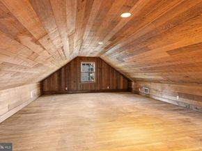 188 Abrahams Lane, Villanova PA 19085