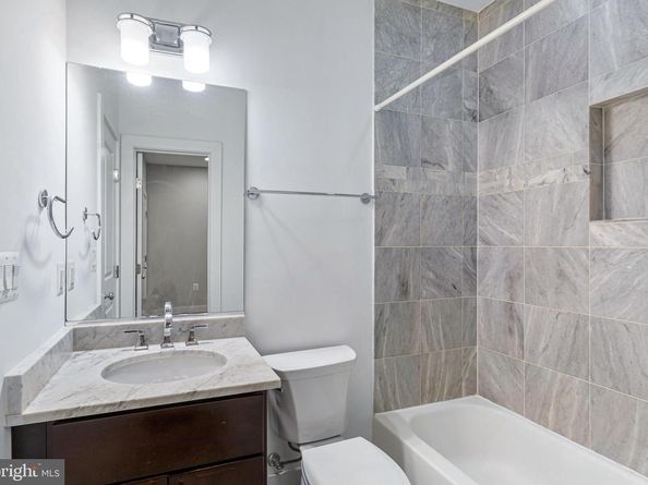 1221 Kenyon Street NW 2, Washington DC 20010