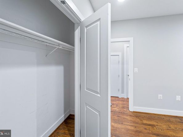 1221 Kenyon Street NW 2, Washington DC 20010