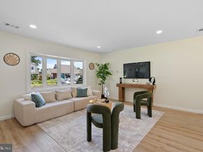 57 Middle Road, Levittown PA 19056