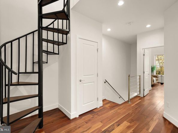 1350 Perry Place NW, Washington DC 20010