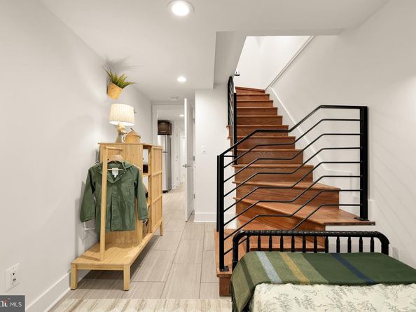 1350 Perry Place NW, Washington DC 20010