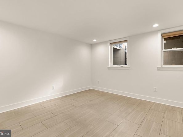 1350 Perry Place NW, Washington DC 20010