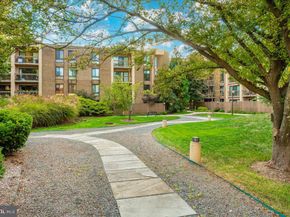 803 N Howard Street 152, Alexandria VA 22304