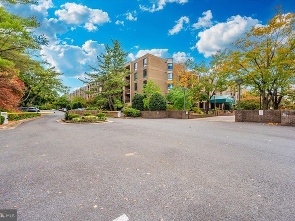 803 N Howard Street 152, Alexandria VA 22304