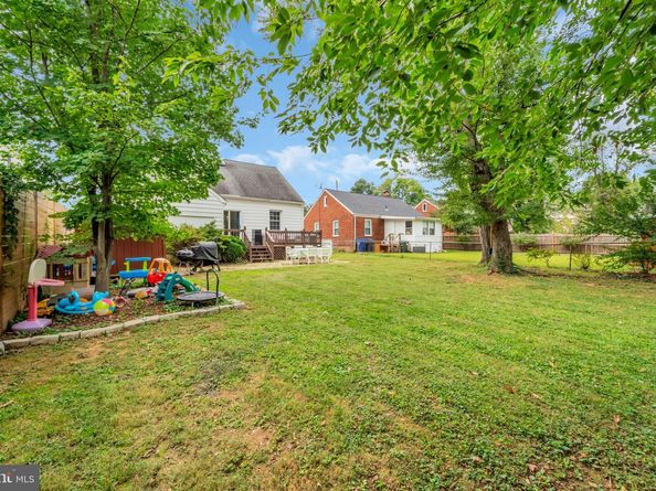 2805 W George Mason Road, Falls Church VA 22042