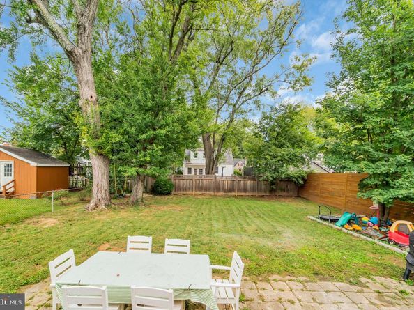 2805 W George Mason Road, Falls Church VA 22042