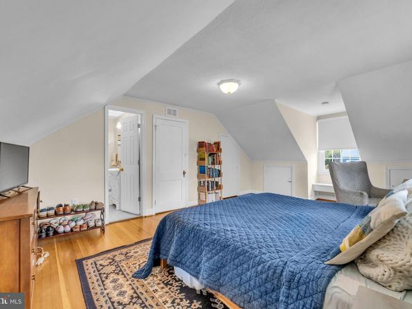 2805 W George Mason Road, Falls Church VA 22042