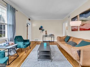 2805 W George Mason Road, Falls Church VA 22042