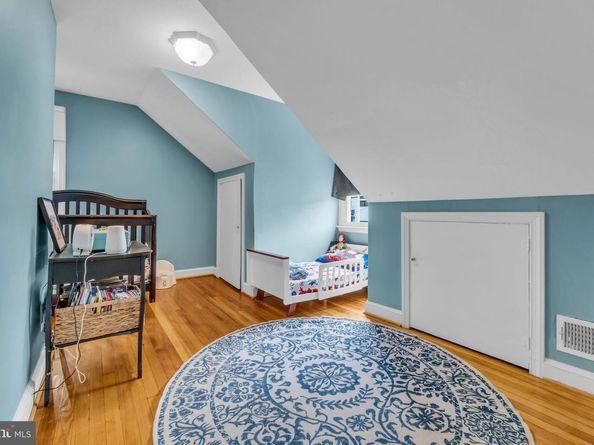 2805 W George Mason Road, Falls Church VA 22042