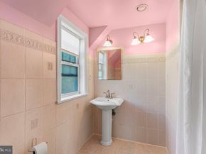 833 Anderson Avenue, Drexel Hill PA 19026