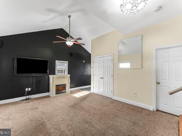 833 Anderson Avenue, Drexel Hill PA 19026