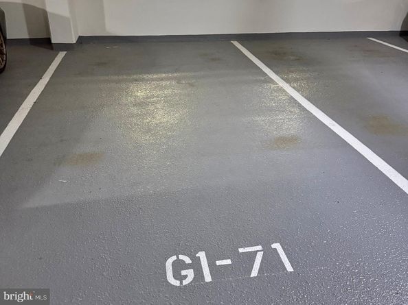 9480 Virginia Center Boulevard 7, Vienna VA 22181