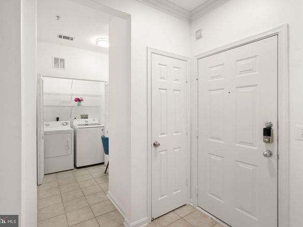 9480 Virginia Center Boulevard 7, Vienna VA 22181