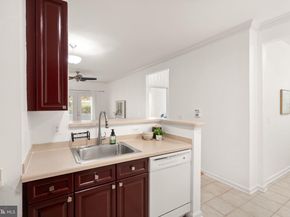 9480 Virginia Center Boulevard 7, Vienna VA 22181