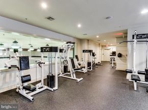 9480 Virginia Center Boulevard 7, Vienna VA 22181