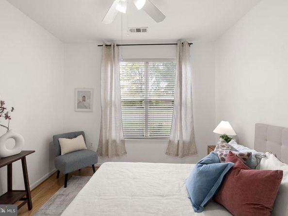 9480 Virginia Center Boulevard 7, Vienna VA 22181