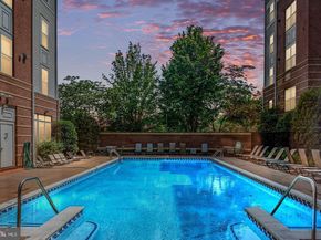 9480 Virginia Center Boulevard 7, Vienna VA 22181