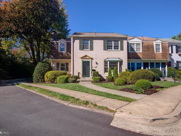 2318 Wheystone Court, Vienna VA 22182