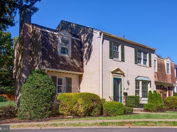2318 Wheystone Court, Vienna VA 22182