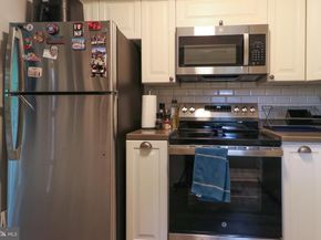 3210 S 28TH Street 404, Alexandria VA 22302