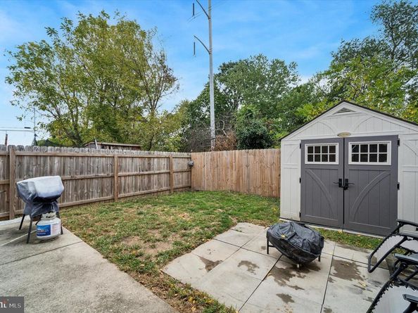 3 S Bonsall Avenue, Glenolden PA 19036