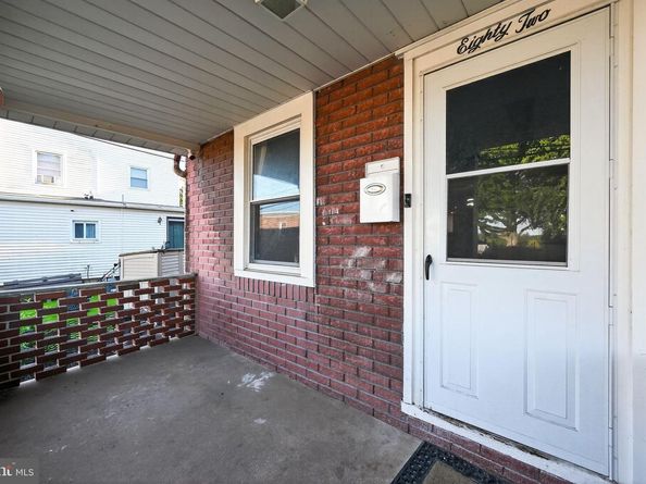 82 Marple Avenue, Clifton Heights PA 19018