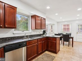 5517 Huntington Parkway, Bethesda MD 20814