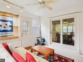 5517 Huntington Parkway, Bethesda MD 20814