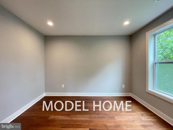 125 Casmar Street SE, Vienna VA 22180
