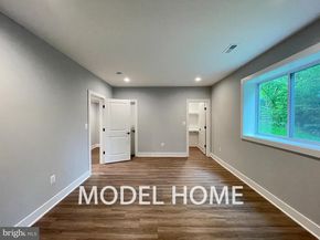 125 Casmar Street SE, Vienna VA 22180