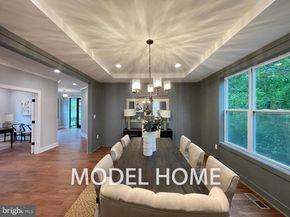125 Casmar Street SE, Vienna VA 22180