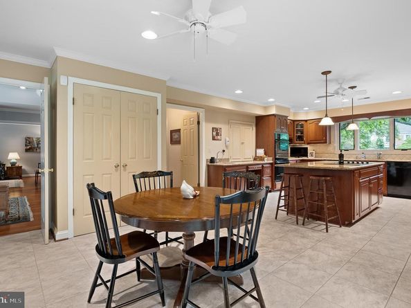 11301 Crossing Glen Court, Potomac MD 20854