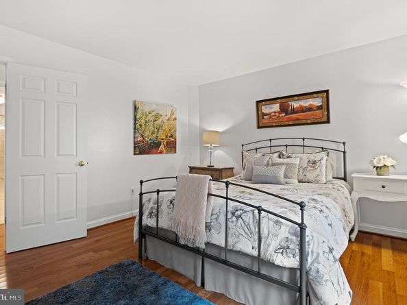 11301 Crossing Glen Court, Potomac MD 20854