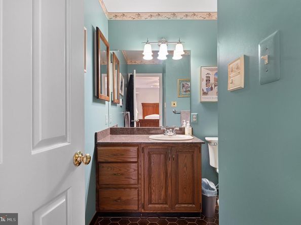 11301 Crossing Glen Court, Potomac MD 20854